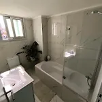 One Bedroom In Kato Apartman *