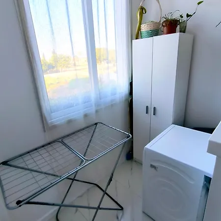 One Bedroom In Kato Appartement